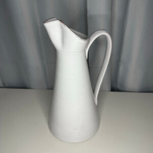 Collectable White Vietri Pitcher Italian
Ceramic Pottery (Made in Italy)